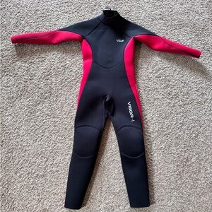 Hevto Childs Full Wetsuit Youth Size 12 Spirit Vigor 3/2 Red Black